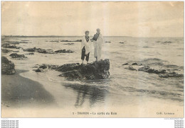 THARON PLAGE LA SORTIE DU BAIN - Tharon-Plage