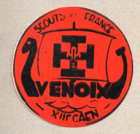 Caen (14) Autocollant  SCOUTS DE FRANCE   (lisez La Description) (PPP48087) - Padvinderij