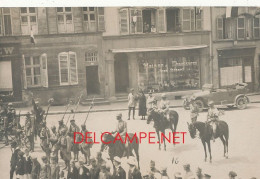 57 // SAINT AVOLD / Visite Du  Président POINCARE Le 24 Aout 1919  / CARTE PHOTO  6 / Commerce Chaussures JEAN ROBERT - Saint-Avold
