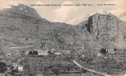 CASTELLANE Vue Generale Station Estivale 6(scan Recto-verso) MA1458 - Castellane