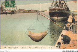 AMMP7-0658-59 - DUNKERQUE - L'entree Du Port Et La Peche Au Carreau - Dunkerque