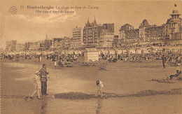 Blankenberghe - La Plage En Face Du Casino - Blankenberge