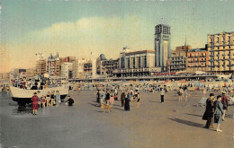 Blankenberghe - Casino Et Plage - Blankenberge