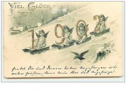 N°8092 - Carte Fantaisie - Viel Gluck Im Neuen Jahr - Angelots Faisant De La Luge - 1902 - New Year
