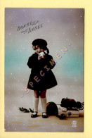 Bonne Année : Enfant (fillette) / Cadeaux / Fleurs (voir Scan Recto/verso) - Neujahr