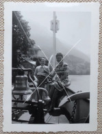 En Bateau Sur Le Lac De BRIENZ (SUISSE) Photo Snapshot Datée 1947 - Boats