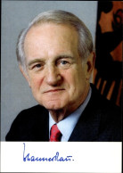 CPA Politiker Johannes Rau, Ehemaliger Bundespräsident, Portrait, Autogramm - Personaggi