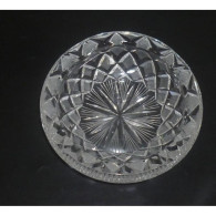 Vintage Gorgeous 70s' Heavy Crystal-Clear Glass Diamond Star Cutting Cigarette Ashtray (#3) - Glas