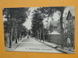 BOIS COLOMBES -- Avenue Gambetta - ANIMATION Dont Maçon à Droite - Andere & Zonder Classificatie