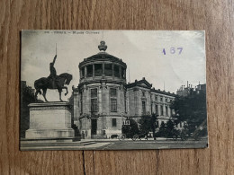 Paris - Musee Guimet - Museos