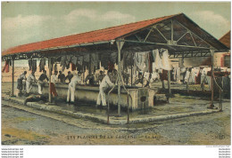 LES PLAISIRS DE LA CASERNE  LE LAVOIR - Kasernen