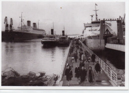 CPSM- Débarquement De Passagers D'un Car-ferry En 1966 à Cherbourg- Photo Jean-Marie Lezec-Paquebot-Transbordeurs - Ferries