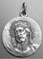 Beau Pendentif Médaille Religieuse Argent 800 Début XXe "Jésus-Christ (Ecce Homo)" Religious Medal - Godsdienst & Esoterisme