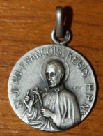 Pendentif Médaille Religieuse Argent 800 - Année 30 "Saint Jean-François Régis" Silver Religious Medal - Godsdienst & Esoterisme