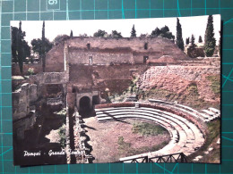 ITALIE, CARTE POSTALE. RÉGION DE CAMPANIE. Magnifiques Images De La Belle Ville De POMPEI Et Du Parc National Du Vésuve. - Pompei