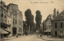 Moulins, Avenue De La Gare - Moulins