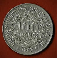 UNION MONETAIRE AFRIQUE De L'OUEST  / 1967 / 100 FRANCS / ETAT TTB + - Andere & Zonder Classificatie