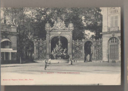 Un Enfant Joue Au Cerceau - Jeu Du Cerceau - Nancy - Fontaine D' Amphitrite - Animée - La CPA A Voyagé En 1902 - Other & Unclassified