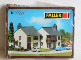 FALLER N 2227 MAQUETTE: MAISON X2, DECOR PAYSAGE MINIATURE TRAIN 1/160 / NEUF! MODELISME FERROVIAIRE (1506.59) - Versieringen