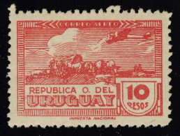 Uruguay Scott C105 Mint Never Hinged. - Uruguay