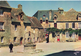 29 LOCRONAN LA PLACE - Locronan