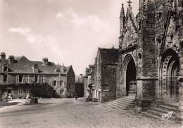 29  LOCRONAN LES PORCHES DE L EGLISE - Locronan