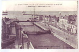 44 - SAINT NAZAIRE - Les ECLUSES Et L'AVANT-PORT - LA MARSEILLAISE Et L'AMIRAL AUBE Sur RADE - - Saint Nazaire