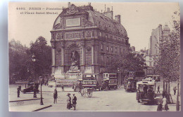 75 - PARIS - PLACE SAINT-MICHEL - TRAMWAYS - AUTOBUS - ANIMÉE - - Distrito: 06