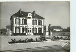 27* MARCILLY S/EURE  La Mairie  (CPSM 10,5x15cm)   RL16,1499 - Marcilly-sur-Eure