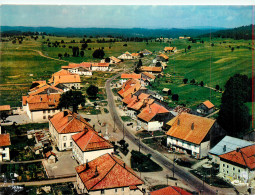 25* LES FOURGS   Le Bas Du Village  (CPM 10,5x15cm)   RL16,1423 - Autres & Non Classés