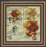 Mozambique 2002 Mi 2466 MNH  (LX ZS6 MZB2466) - Mushrooms