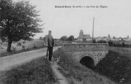 BOIS D'ARCY - Le Pont De L'Eglise - Un Homme Et Son Chien - Bois D'Arcy