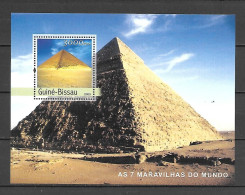 Guinea Bissau 2003 Seven Wonders Of The Ancient World MS MNH - Guinea (1958-...)