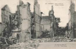 VERDUN : PLACE D'ARMES - LA GUERRE 1914-17 - Verdun