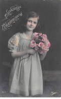 Enfant - N°80516 - Genre Grete Ou Hanni Reinwald .Blandine Ebinger- Sincères Félicitations - Fillette , Bouquet De Roses - Ritratti