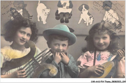 CAR-AASP14-0988 - ENFANTS - PETITS ENFANTS JOUANT A LA MUSIQUE - Portraits