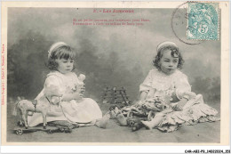 CAR-ABIP9-0805-FILLETTE - LES JUMEAUX - POUPEE - Portraits