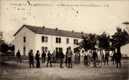 CPA La Valbonne Ain, Camp, Le Batiment Des Eleves-Officiers - Zonder Classificatie