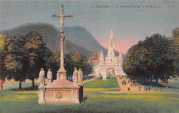 65-LOURDES-N°4144-E/0195 - Lourdes