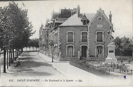 44 Loire  Atlantique CPA St Saint NAZAIRE -Le Boulevard Et Le Square - Empreinte Linéaire Capitaine De Vaisseau Du MERLE - Saint Nazaire