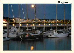 17 - Royan - Le Port Et La Plage Au Clair De Lune - Vue De Nuit - Bateaux - CPM - Flamme Postale - Voir Scans Recto-Vers - Royan