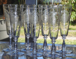 -7 EXCEPTIONNELLES FLUTES A CHAMPAGNE De MARIAGE XIXe CRISTAL Monogrammées AB    E - Glas & Kristal