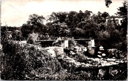 14-7-2024 (41) France -  B/w - Passerelle (Bridge) In Cugand - Bruggen