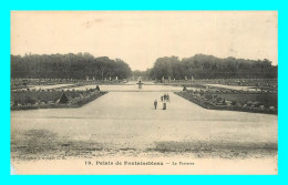 A761 / 367 77 - Palais De FONTAINEBLEAU Le Perterre - Fontainebleau