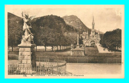 A760 / 513 65 - LOURDES St Michel Basilique Et Esplanade - Lourdes