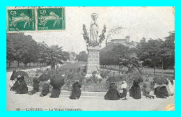 A754 / 039 65 - LOURDES La Vierge Couronnée - Lourdes