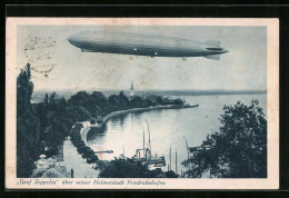 AK Friedrichshafen /Bodensee, LZ127 Graf Zeppelin über Der Stadt  - Dirigeables